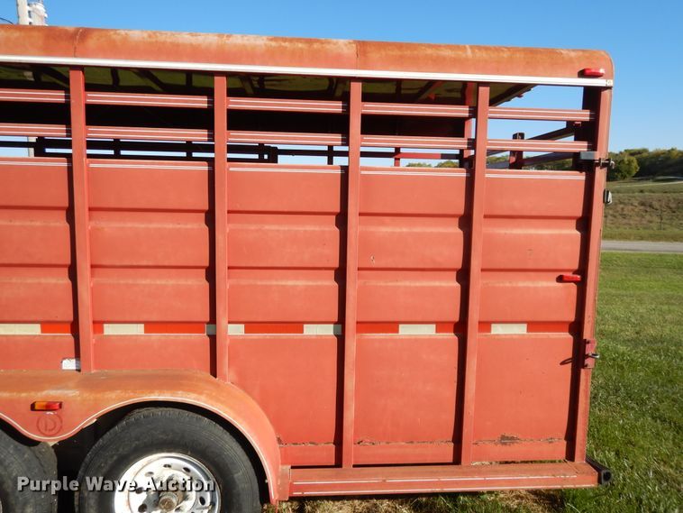 image for item DH0169 2005 Circle D livestock trailer