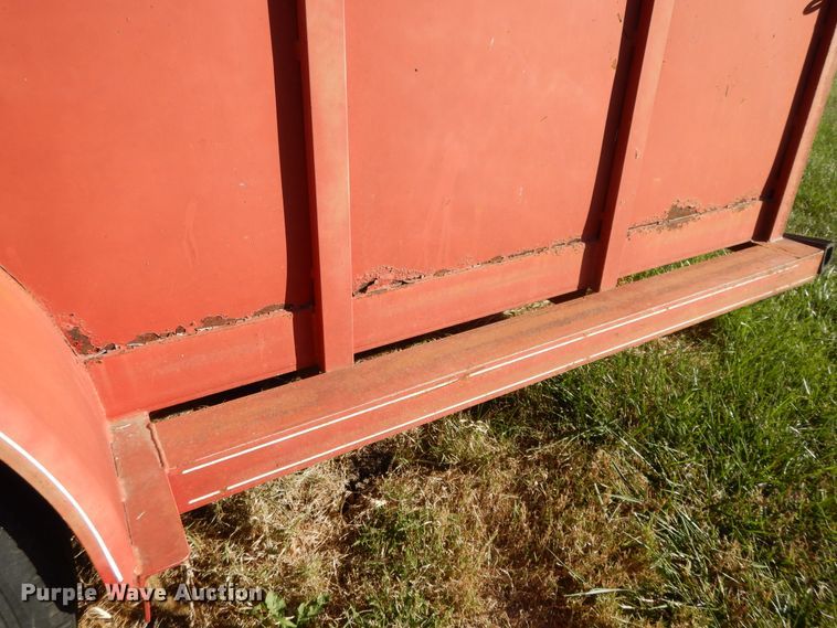 image for item DH0169 2005 Circle D livestock trailer