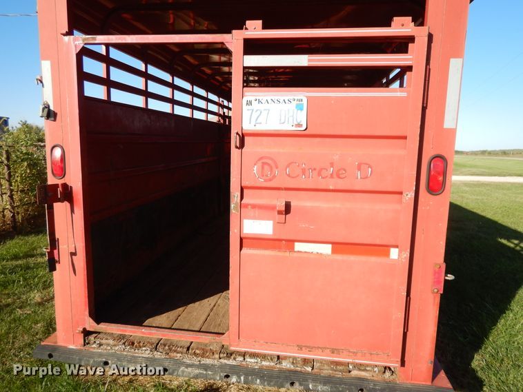 image for item DH0169 2005 Circle D livestock trailer