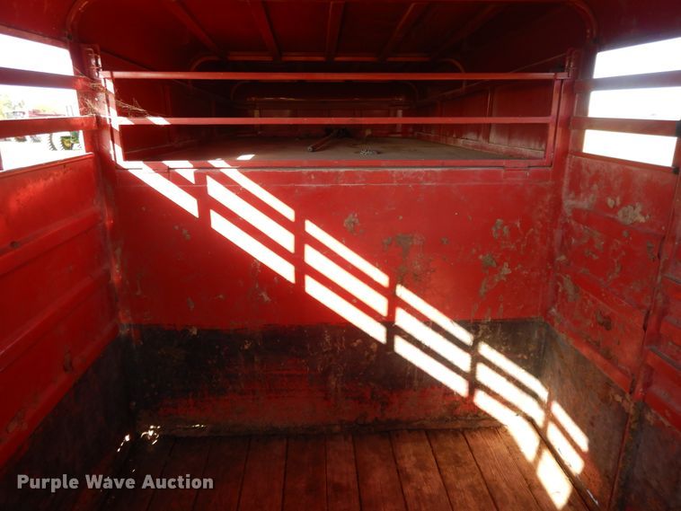 image for item DH0169 2005 Circle D livestock trailer