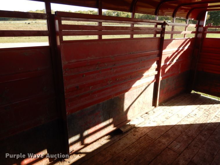 image for item DH0169 2005 Circle D livestock trailer