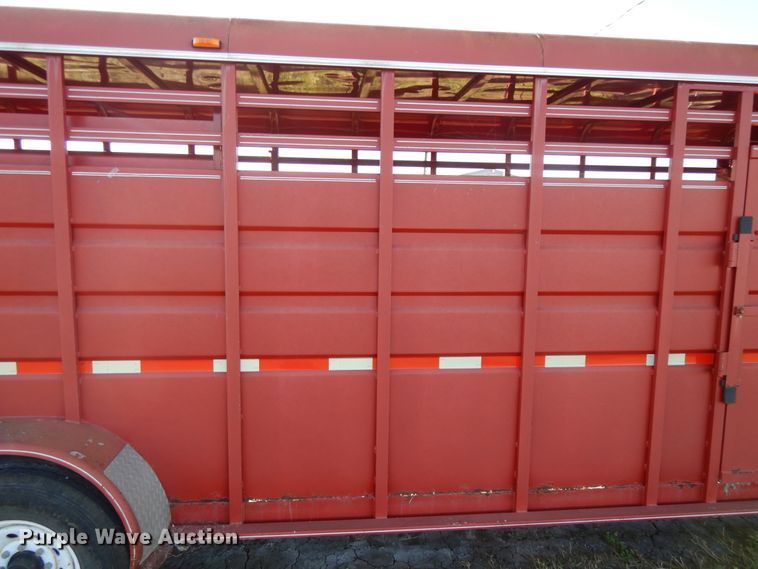 image for item DH0169 2005 Circle D livestock trailer