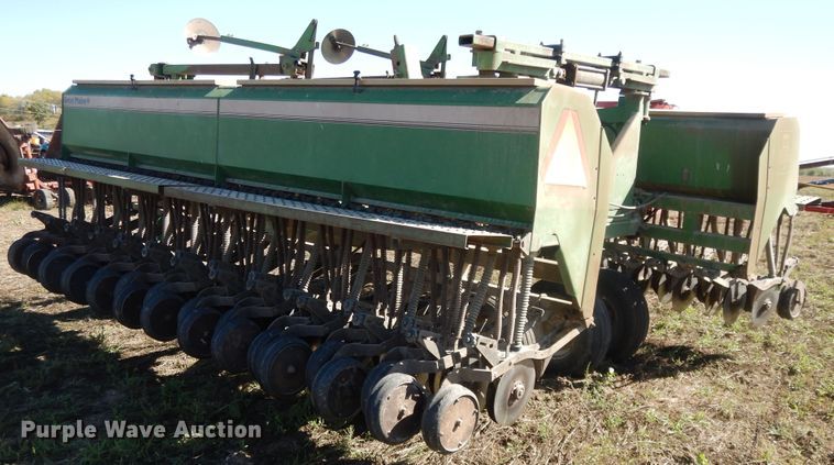 image for item DH0171 1989 Great Plains Solid Stand 30 grain drill