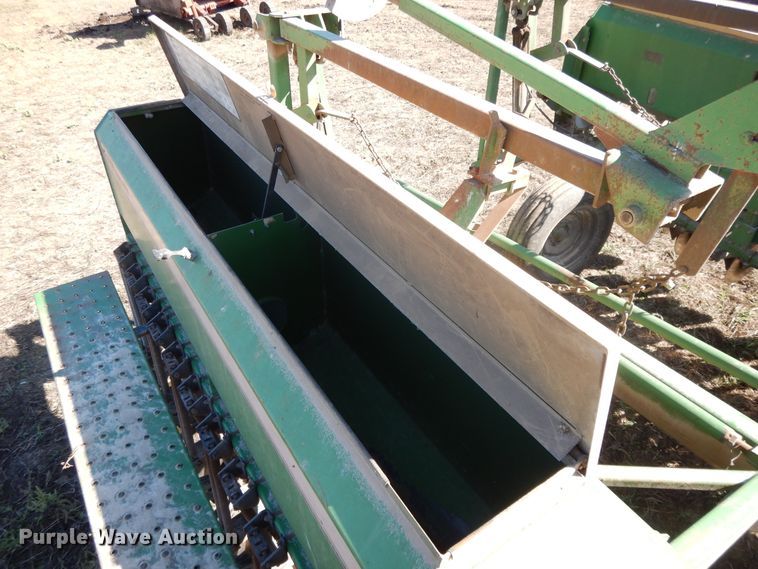 image for item DH0171 1989 Great Plains Solid Stand 30 grain drill