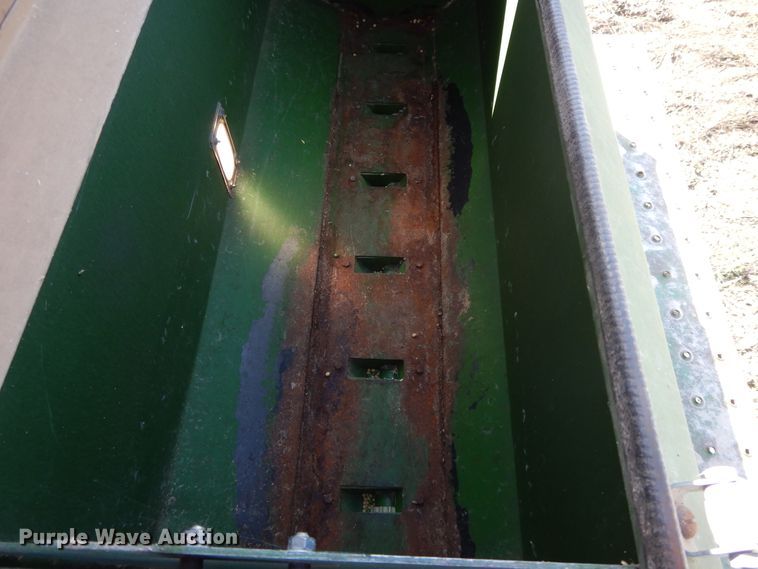 image for item DH0171 1989 Great Plains Solid Stand 30 grain drill