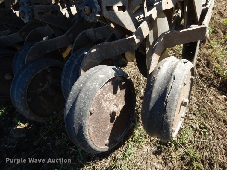 image for item DH0171 1989 Great Plains Solid Stand 30 grain drill