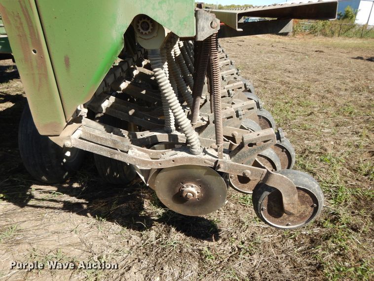image for item DH0171 1989 Great Plains Solid Stand 30 grain drill