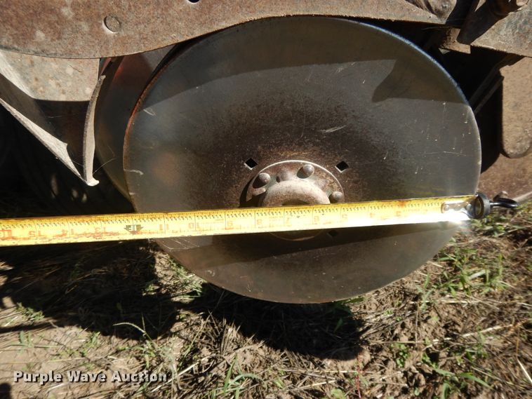 image for item DH0171 1989 Great Plains Solid Stand 30 grain drill