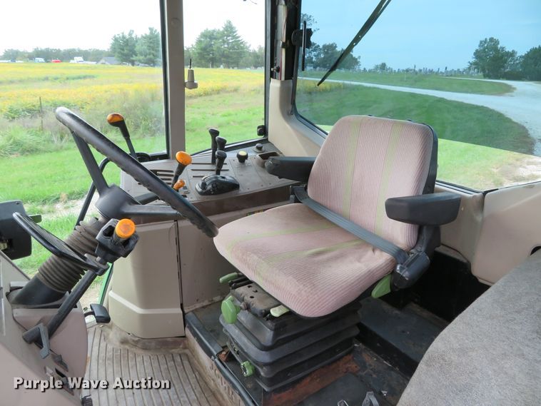 image for item DH1229 2007 John Deere 6415  MFWD tractor