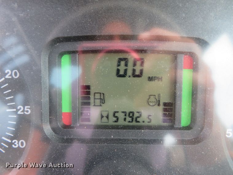 image for item DH1229 2007 John Deere 6415  MFWD tractor