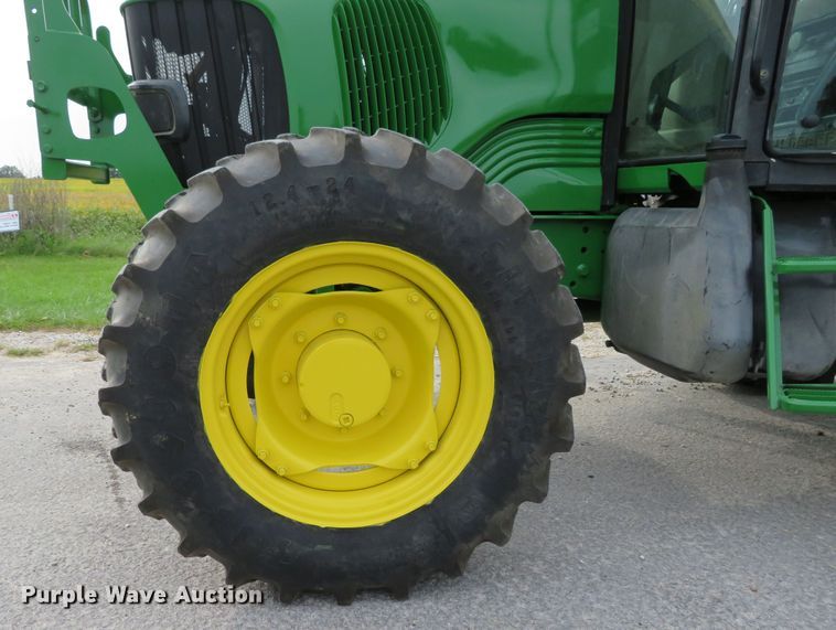 image for item DH1229 2007 John Deere 6415  MFWD tractor