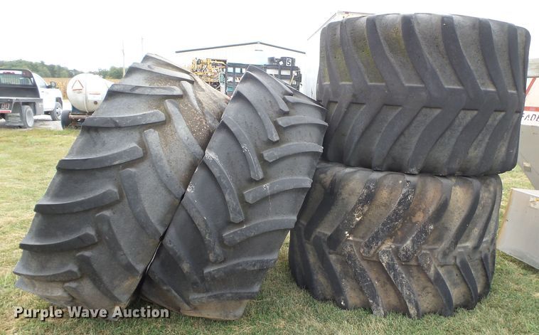 image for item DH3948 (4) tires