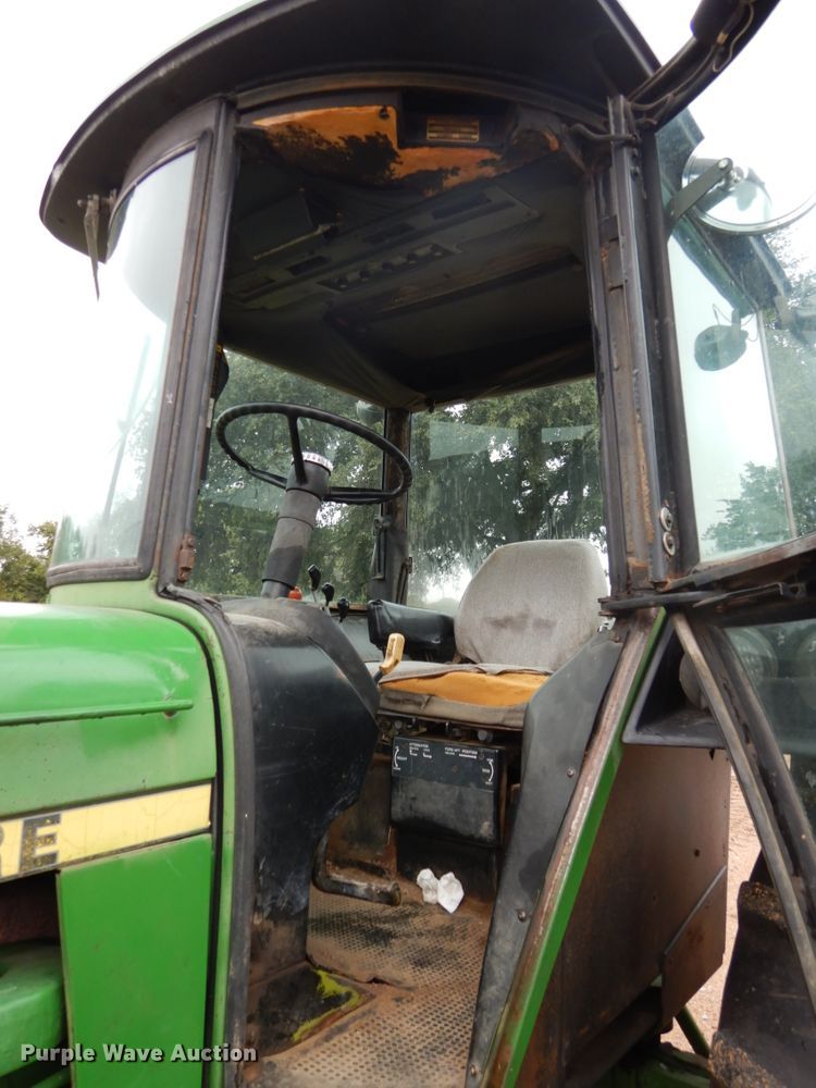 image for item DH6617 1979 John Deere 4040  tractor