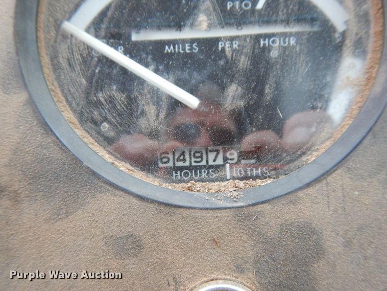 image for item DH6617 1979 John Deere 4040  tractor