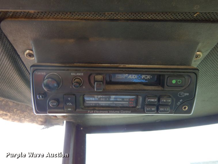 image for item DH6617 1979 John Deere 4040  tractor