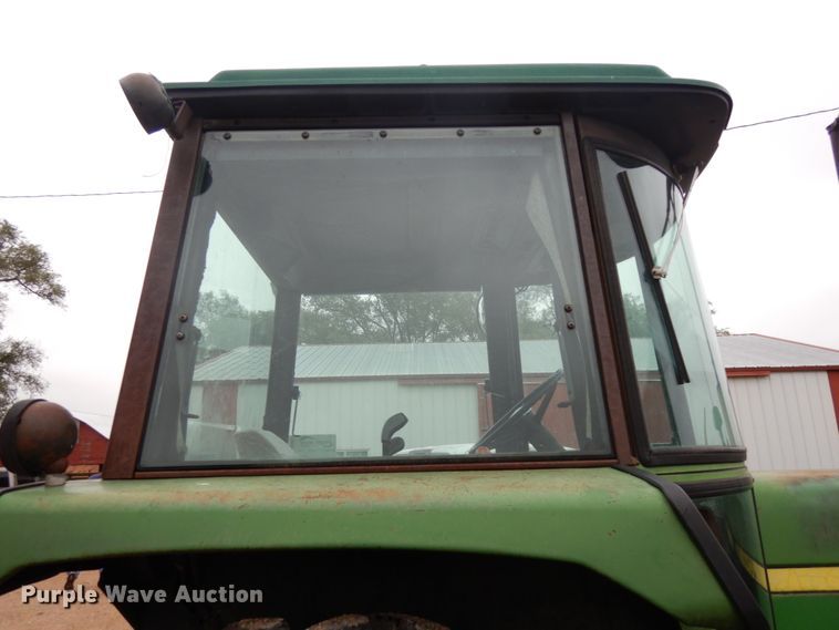 image for item DH6617 1979 John Deere 4040  tractor