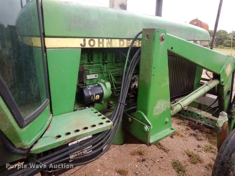 image for item DH6617 1979 John Deere 4040  tractor