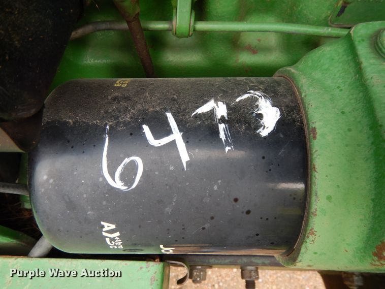 image for item DH6617 1979 John Deere 4040  tractor