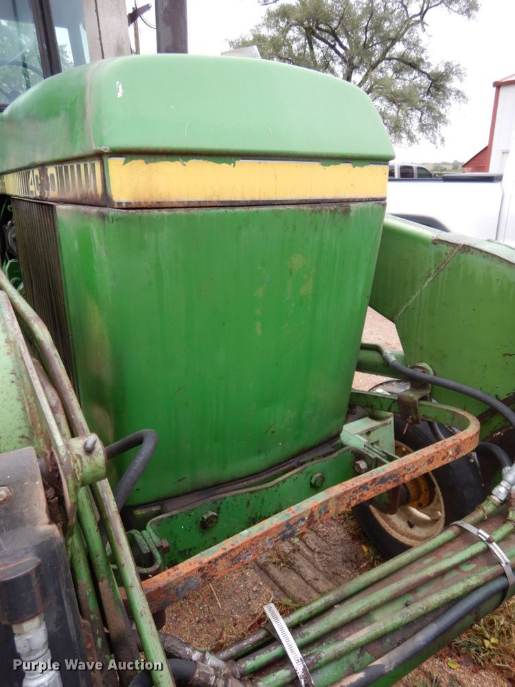 image for item DH6617 1979 John Deere 4040  tractor
