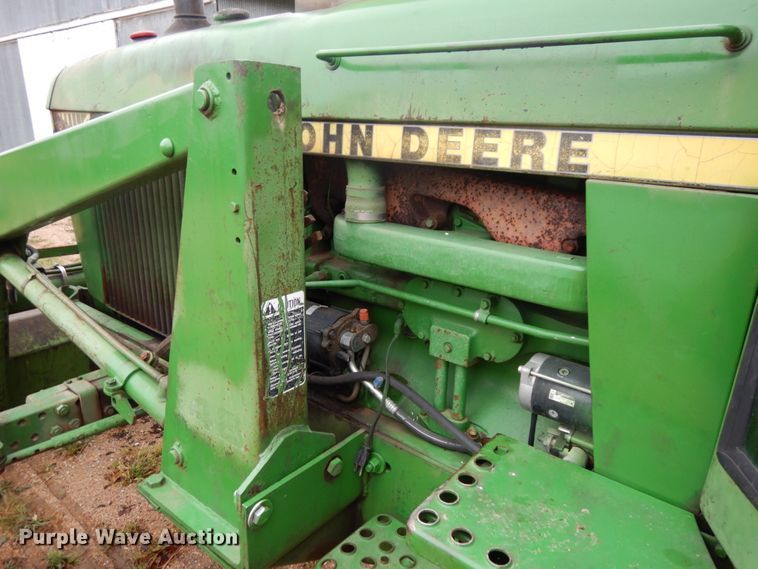 image for item DH6617 1979 John Deere 4040  tractor