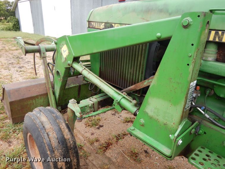 image for item DH6617 1979 John Deere 4040  tractor