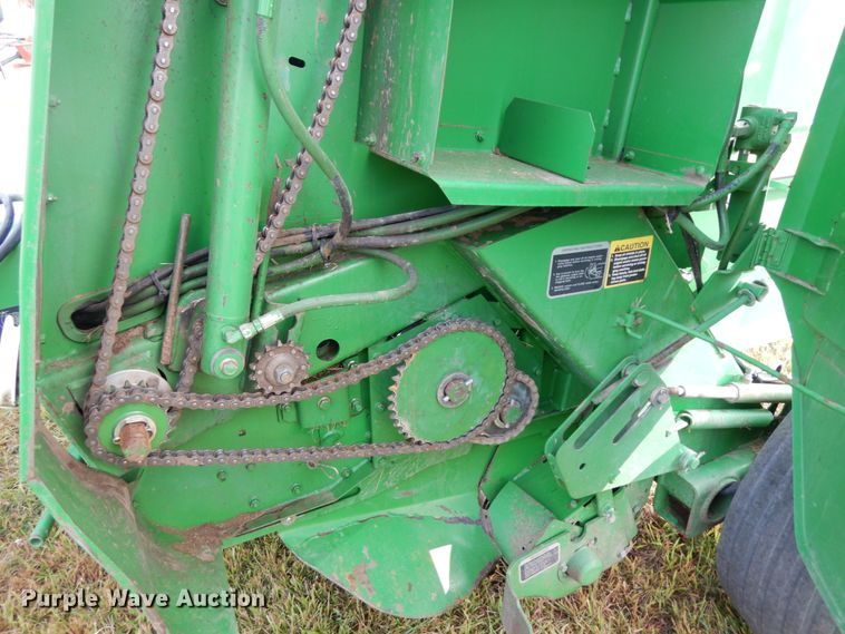 image for item DH6621 John Deere 566  round baler