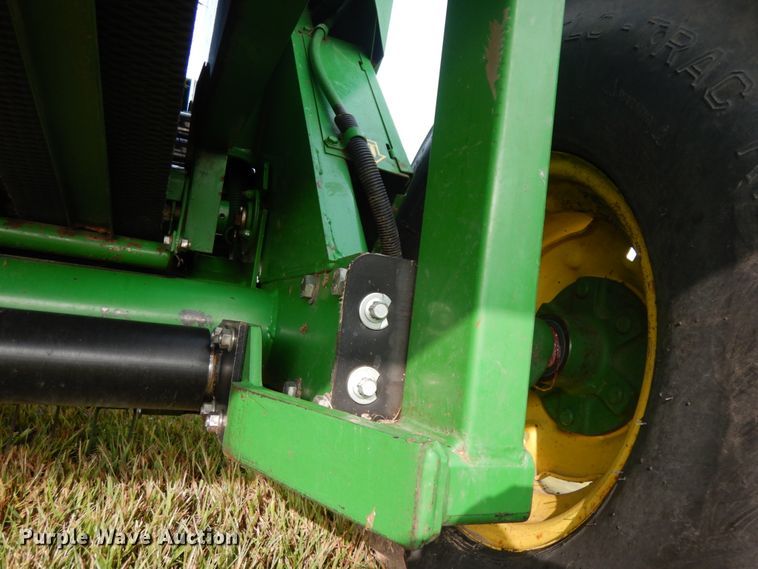 image for item DH6621 John Deere 566  round baler