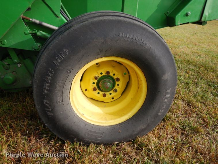 image for item DH6621 John Deere 566  round baler