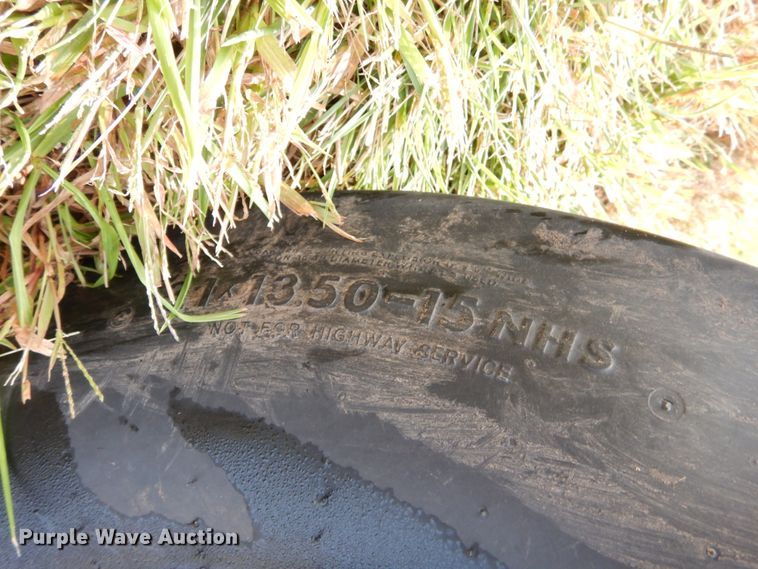 image for item DH6621 John Deere 566  round baler