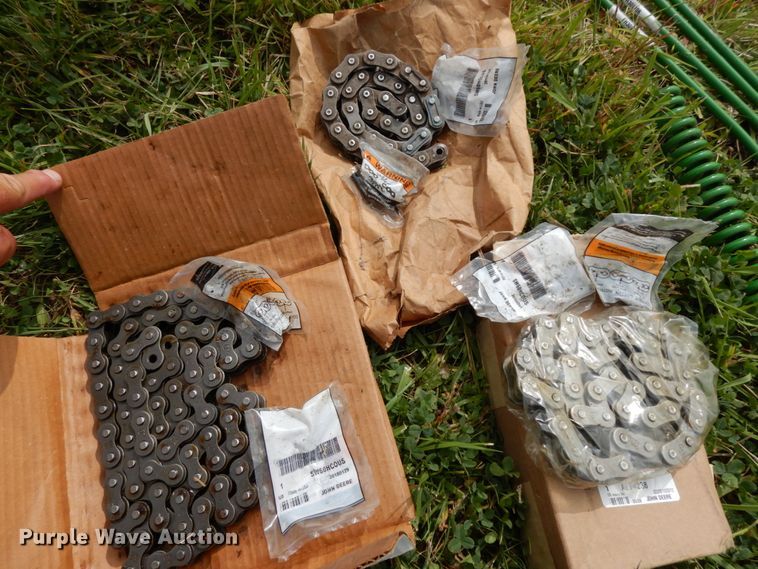 image for item DH6621 John Deere 566  round baler