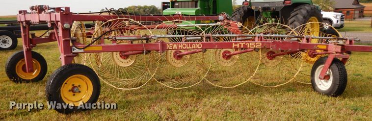 image for item DH6623 New Holland HT152 hay rake