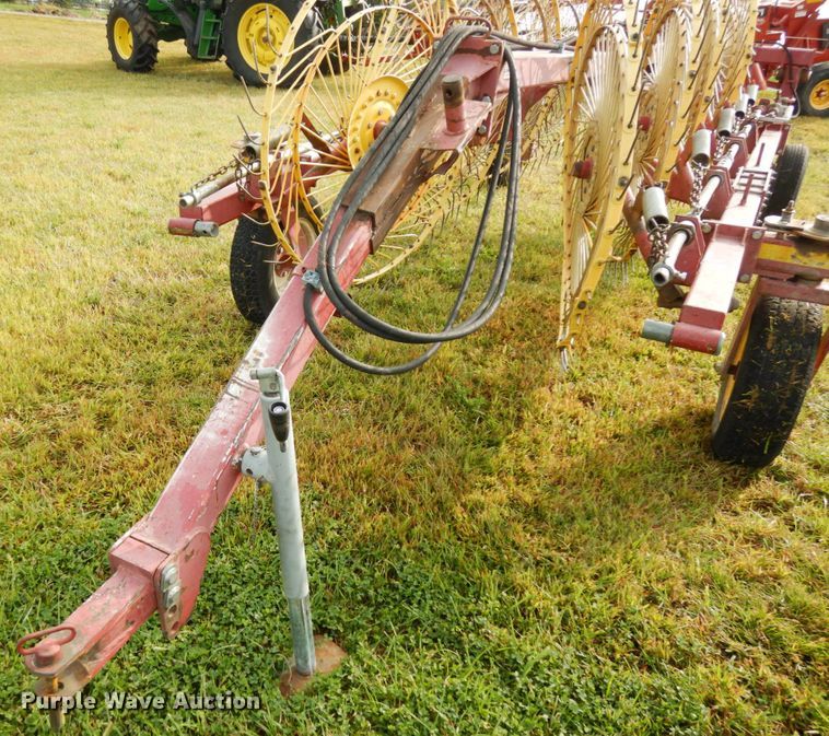 image for item DH6623 New Holland HT152 hay rake