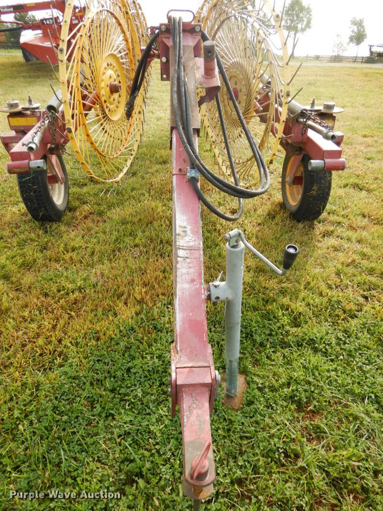 image for item DH6623 New Holland HT152 hay rake
