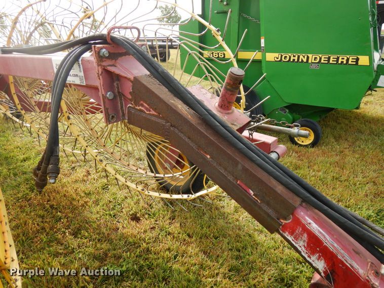 image for item DH6623 New Holland HT152 hay rake