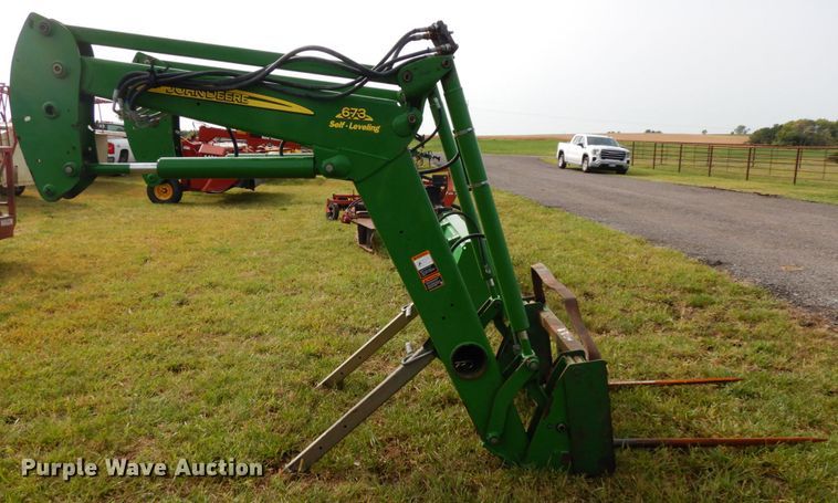 image for item DH6627 2008 John Deere 673 loader
