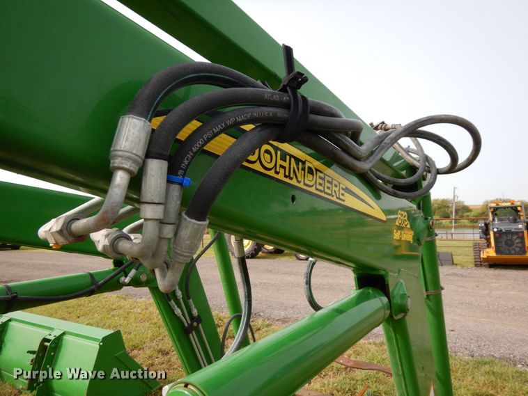image for item DH6627 2008 John Deere 673 loader
