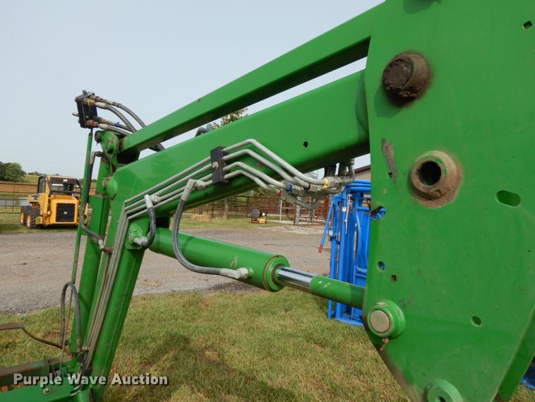 image for item DH6627 2008 John Deere 673 loader