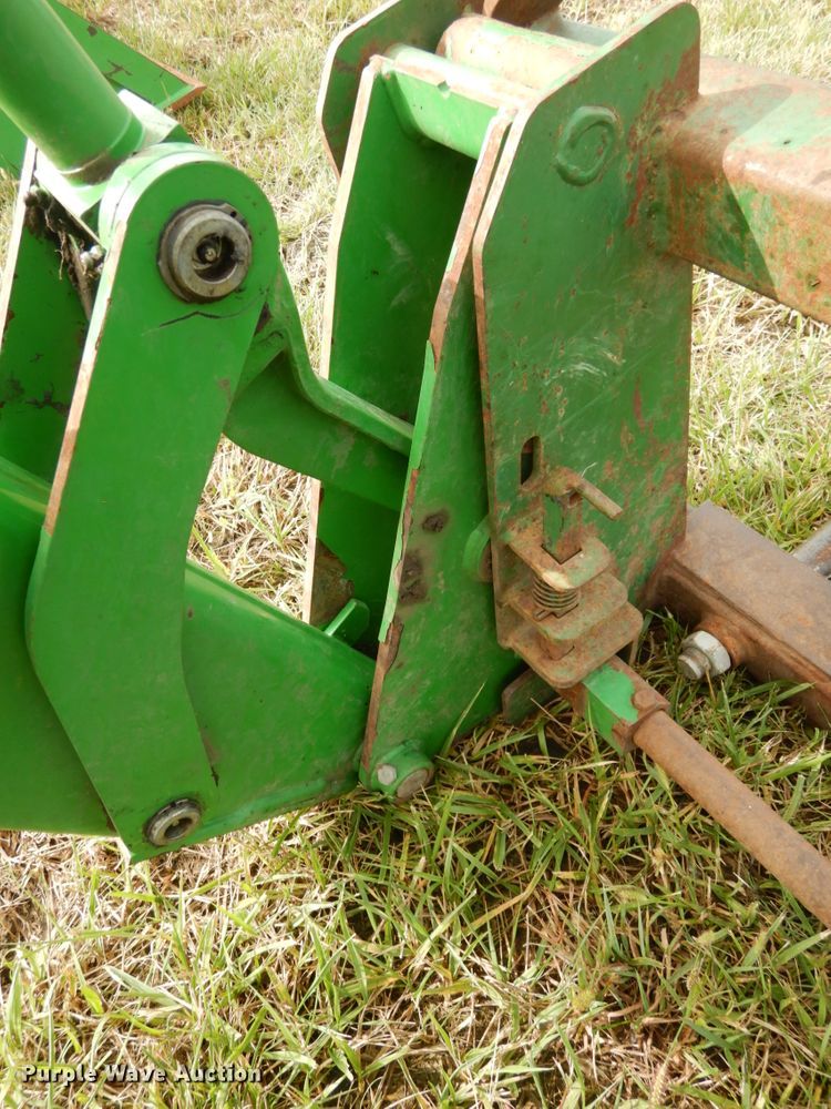 image for item DH6627 2008 John Deere 673 loader