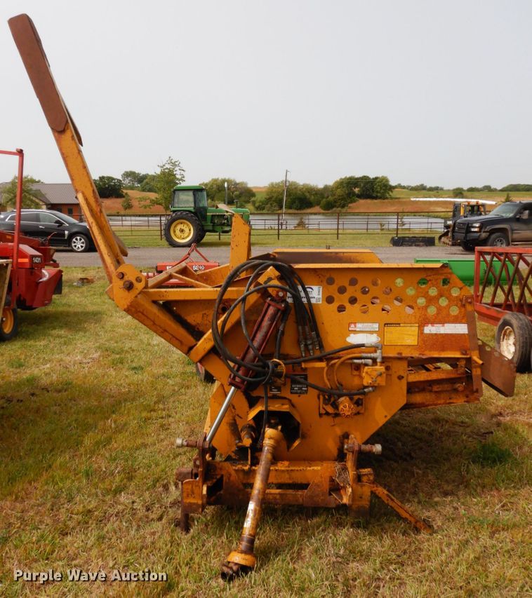 image for item DH6628 HayBuster 256 bale processor