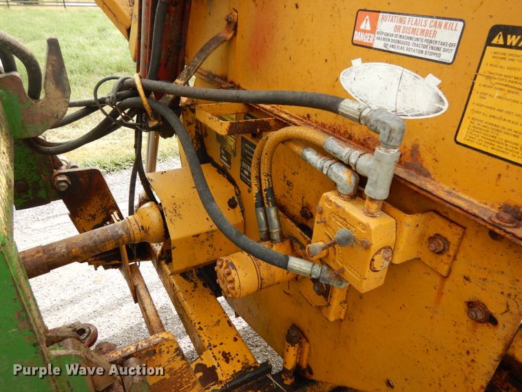 image for item DH6628 HayBuster 256 bale processor