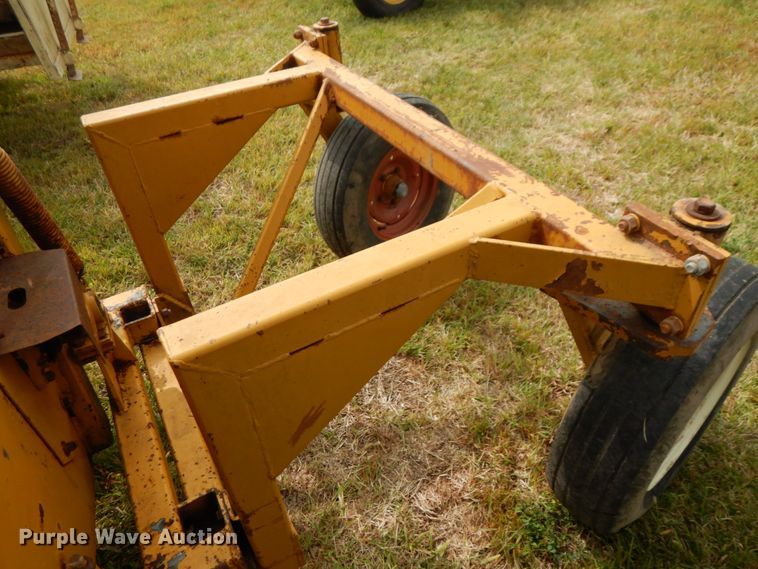 image for item DH6628 HayBuster 256 bale processor