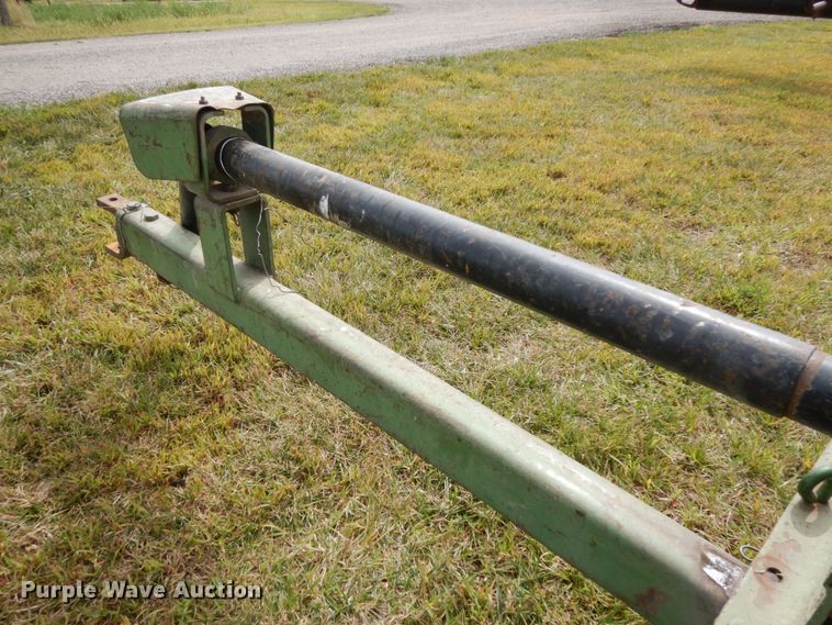 image for item DH6629 John Deere 336  small square baler