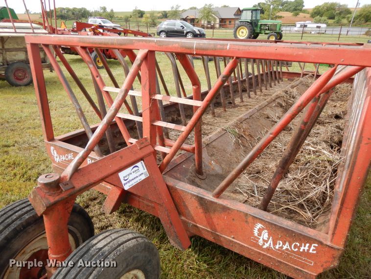 image for item DH6630 Apache hay bale feeder wagon