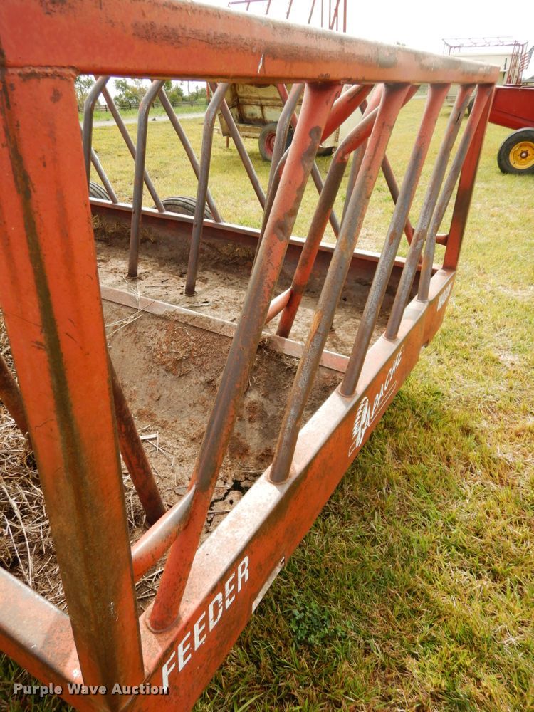 image for item DH6630 Apache hay bale feeder wagon