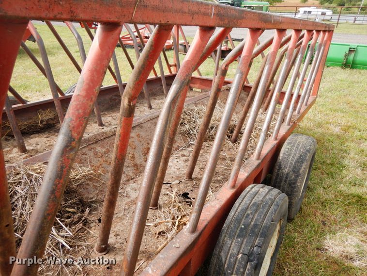 image for item DH6630 Apache hay bale feeder wagon
