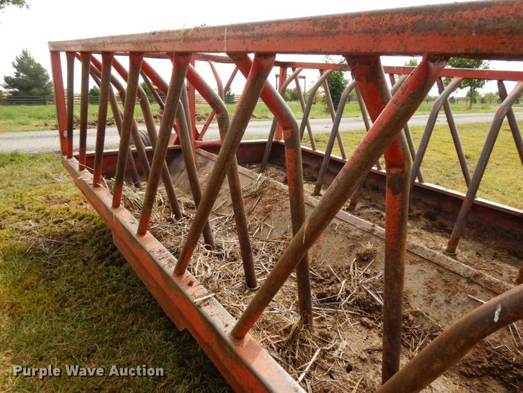 image for item DH6630 Apache hay bale feeder wagon