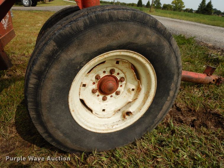 image for item DH6630 Apache hay bale feeder wagon