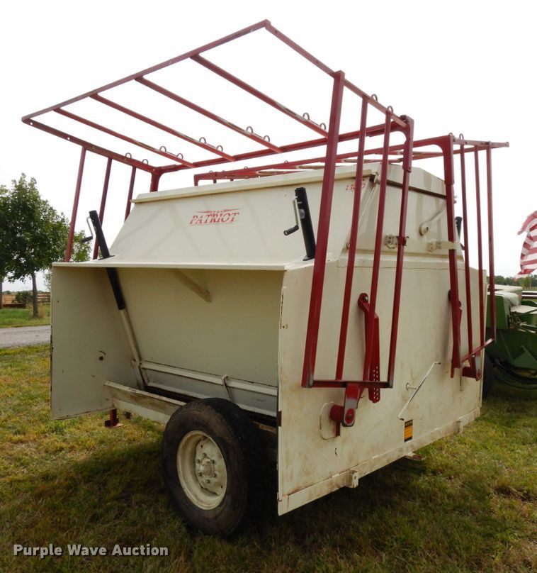 image for item DH6632 Patriot 150-D double creep feeder