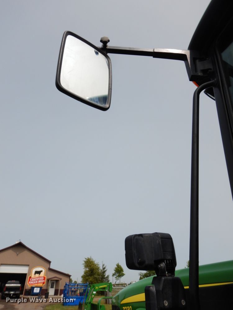 image for item DH6634 2010 John Deere 7230  MFWD tractor