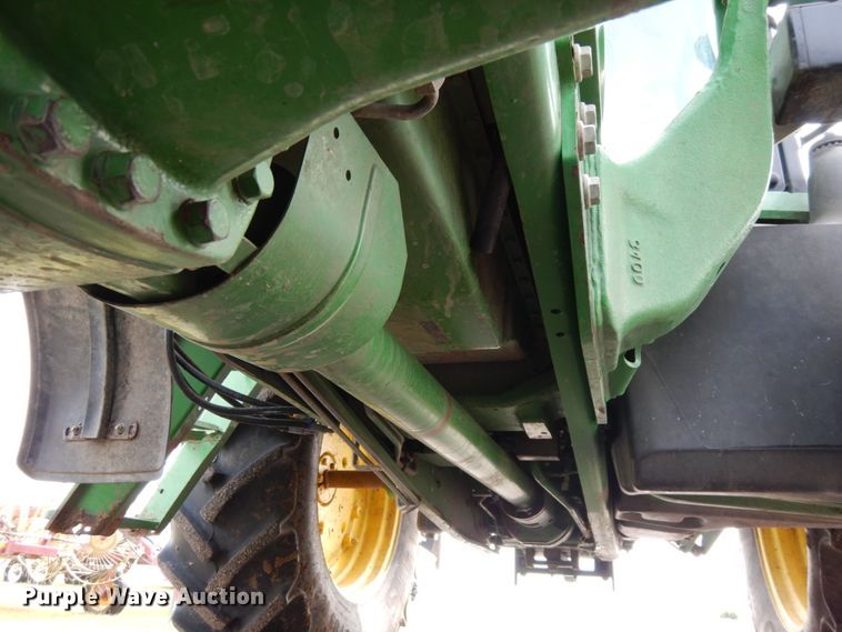 image for item DH6634 2010 John Deere 7230  MFWD tractor